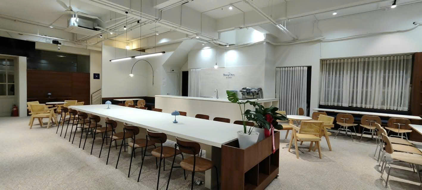 Trung Interior